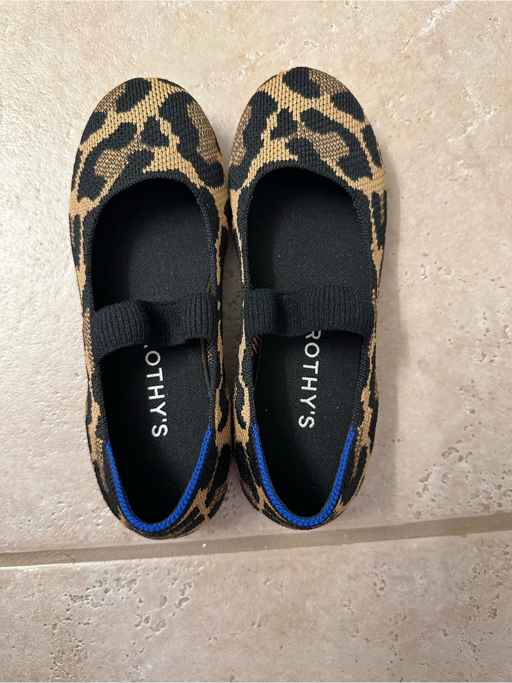 Like new Rothy’s The Kids Mary Jane - Amber Cat. Size 1